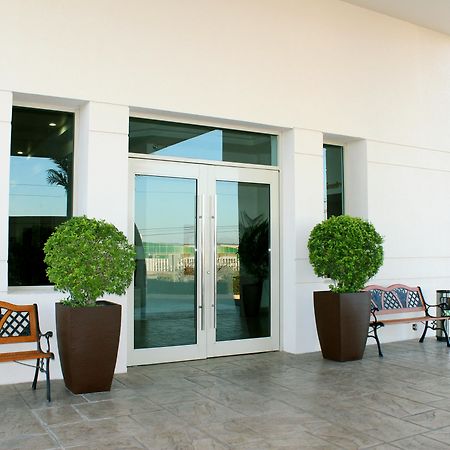 Hotel Aeropuerto Los Cabos Сан-Хосе-дель-Кабо Экстерьер фото