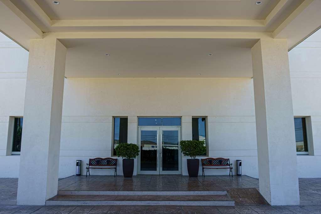 Hotel Aeropuerto Los Cabos Сан-Хосе-дель-Кабо Экстерьер фото